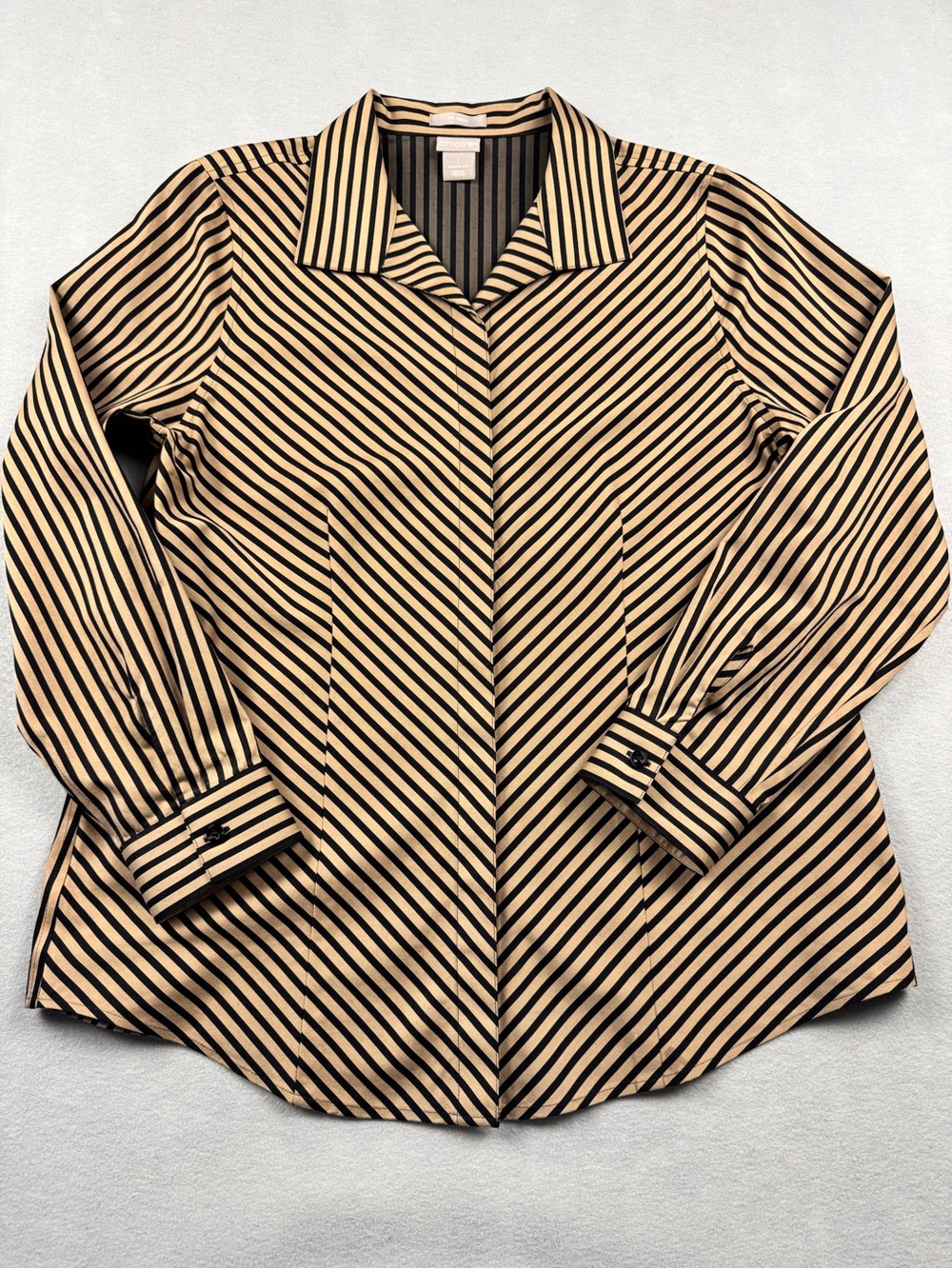 CHICO'S 1 (8/10) No Iron Tan Black Stripes Shirt Ls 100% Cotton hidden Buttons